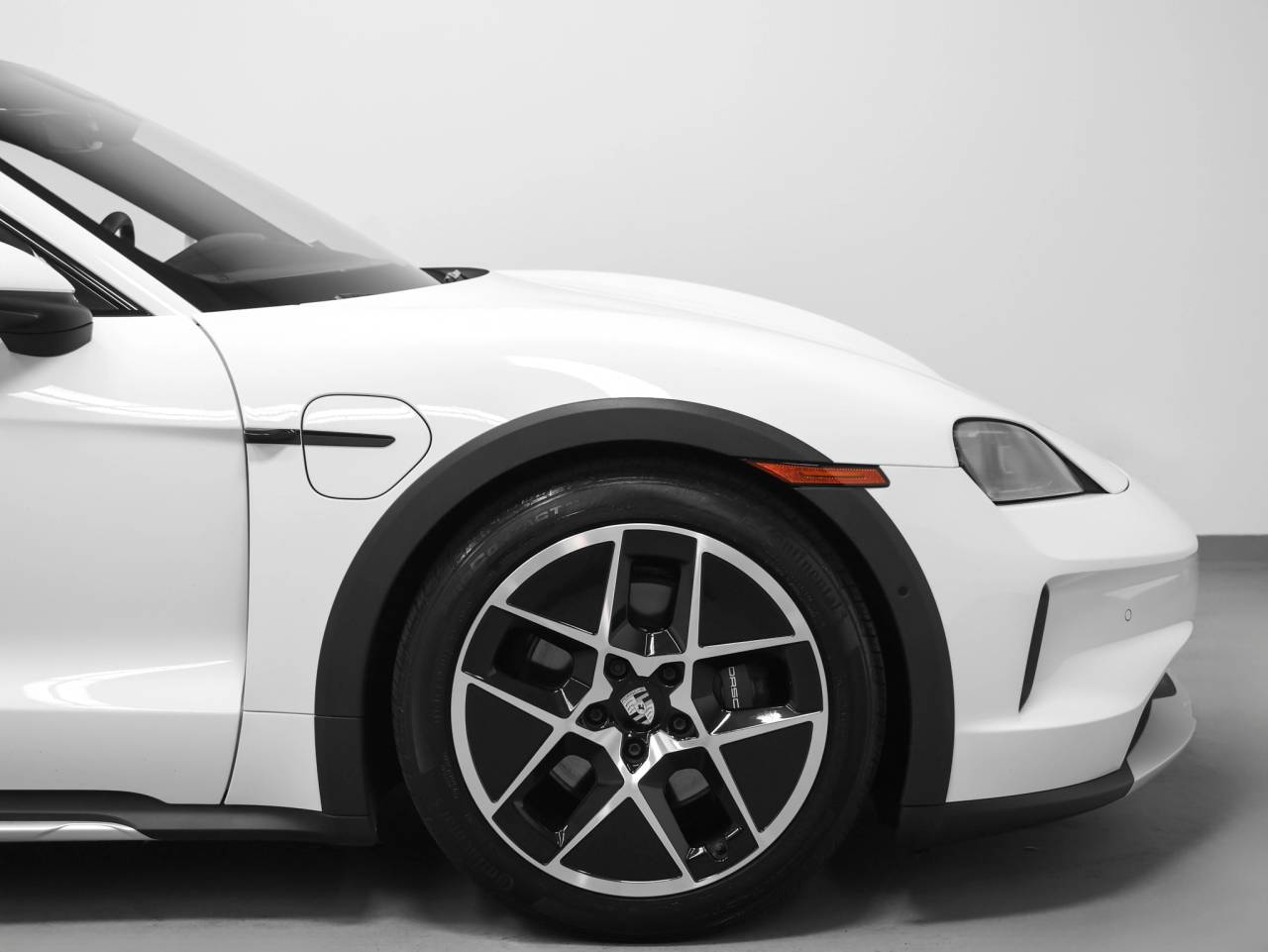2025 Porsche Taycan Taycan 4 Cross Turismo