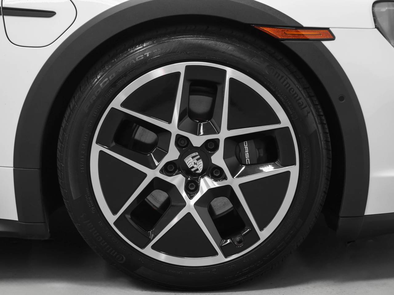 2025 Porsche Taycan Taycan 4 Cross Turismo