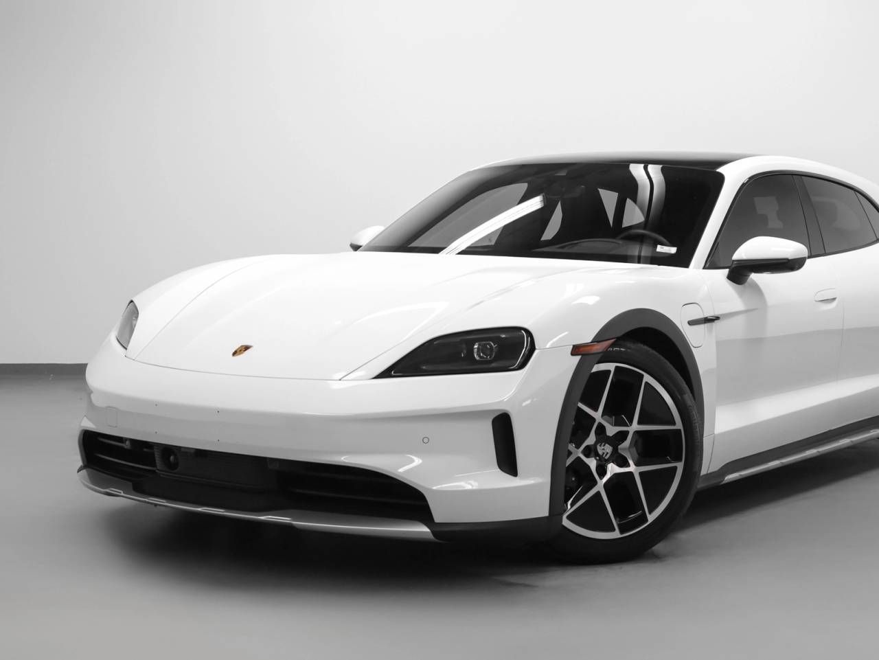 2025 Porsche Taycan Taycan 4 Cross Turismo