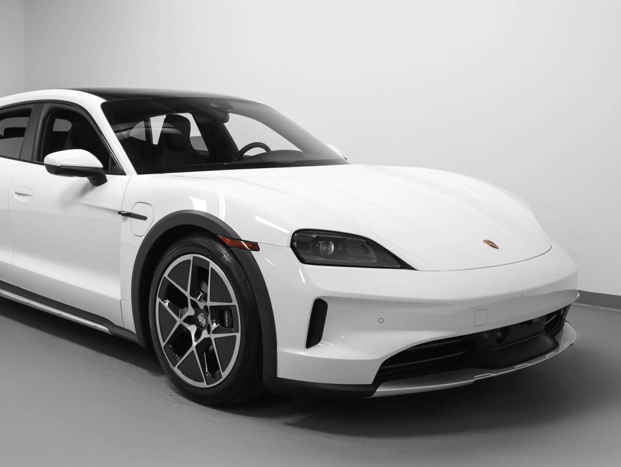 2025 Porsche Taycan Taycan 4 Cross Turismo