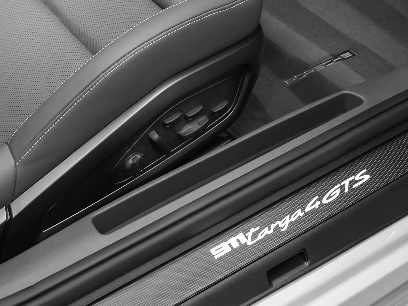 2022 Porsche 911 Targa 4 GTS