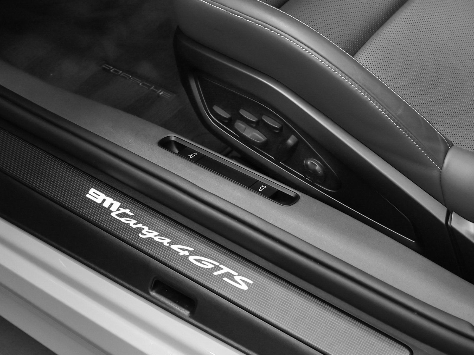 2022 Porsche 911 Targa 4 GTS