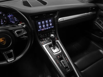 2017 Porsche 911 Carrera