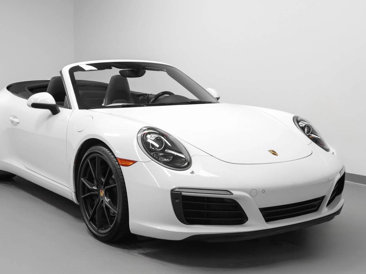 2017 Porsche 911 Carrera Cabriolet