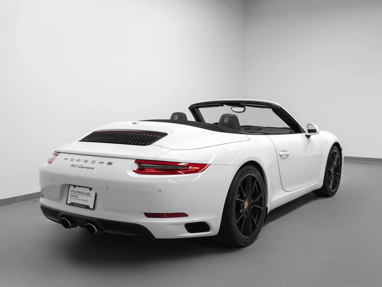 2017 Porsche 911 Carrera Cabriolet