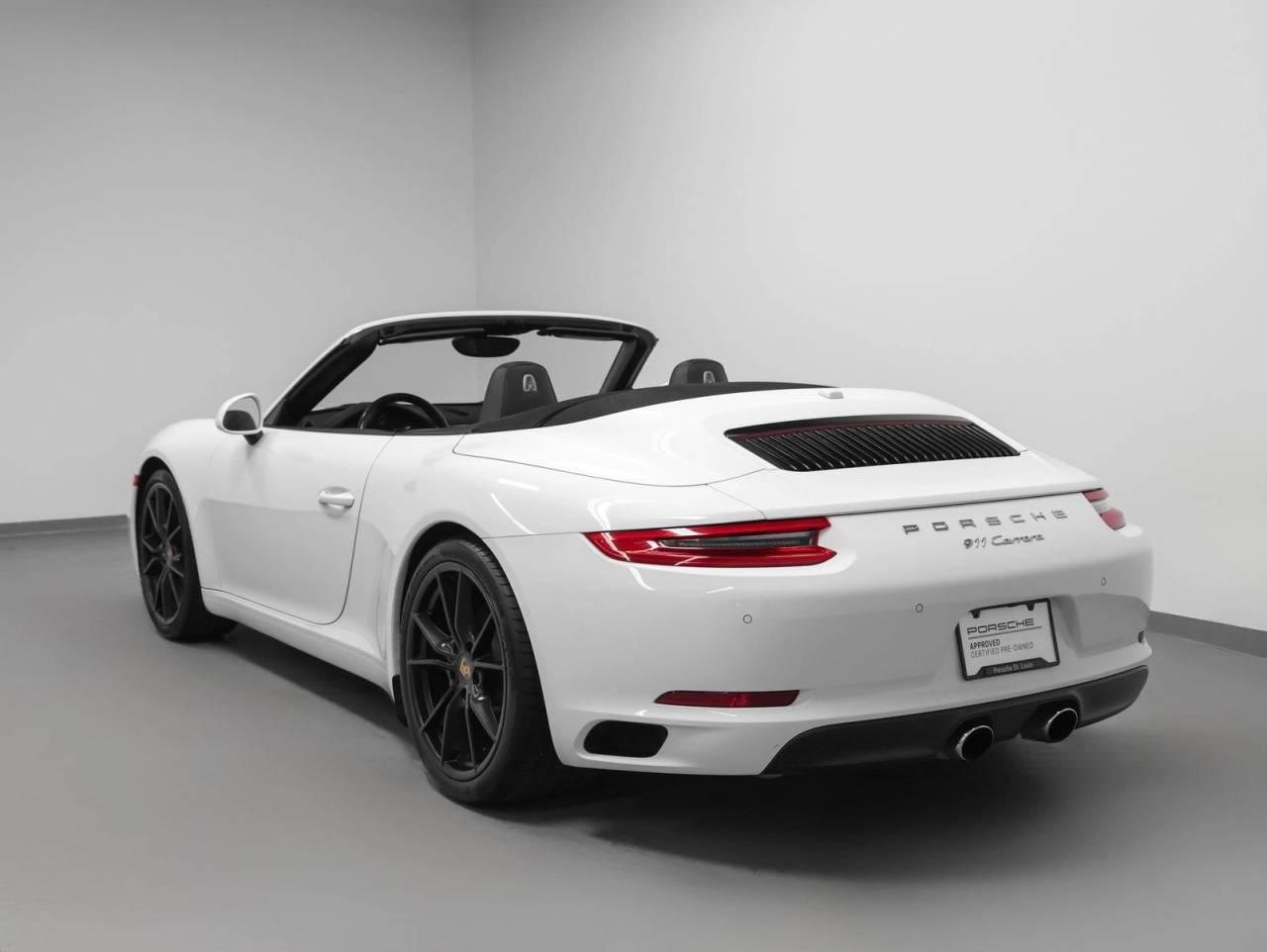 2017 Porsche 911 Carrera Cabriolet