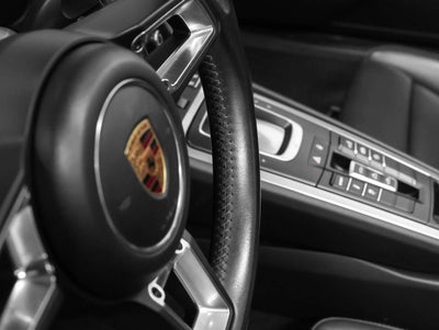 2017 Porsche 911 Carrera Cabriolet