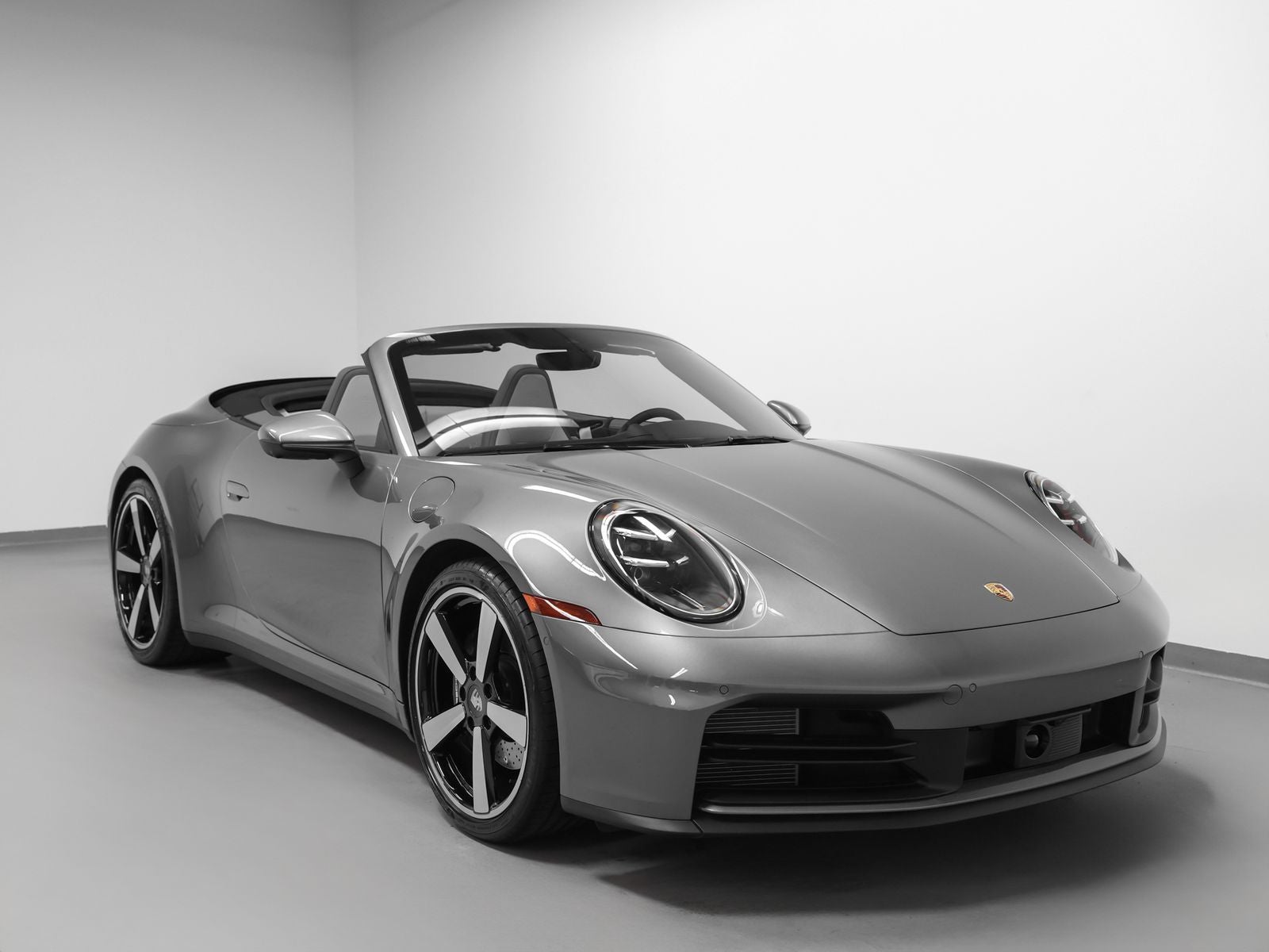 2025 Porsche 911 Carrera Cabriolet