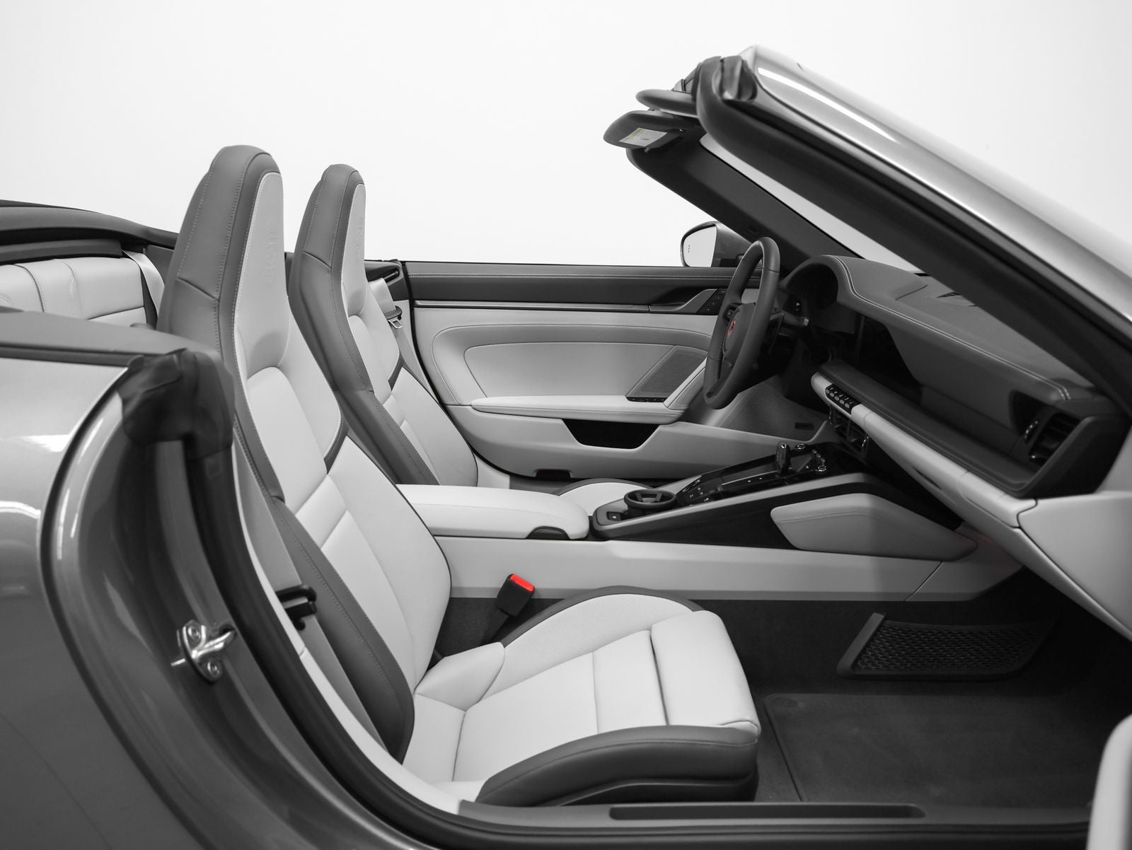 2025 Porsche 911 Carrera Cabriolet