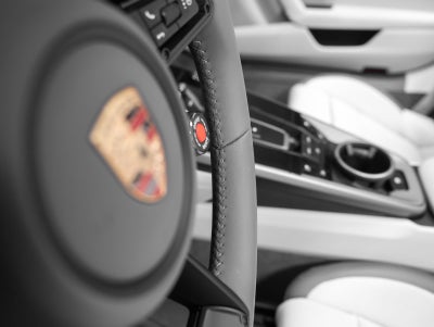 2025 Porsche 911 Carrera Cabriolet