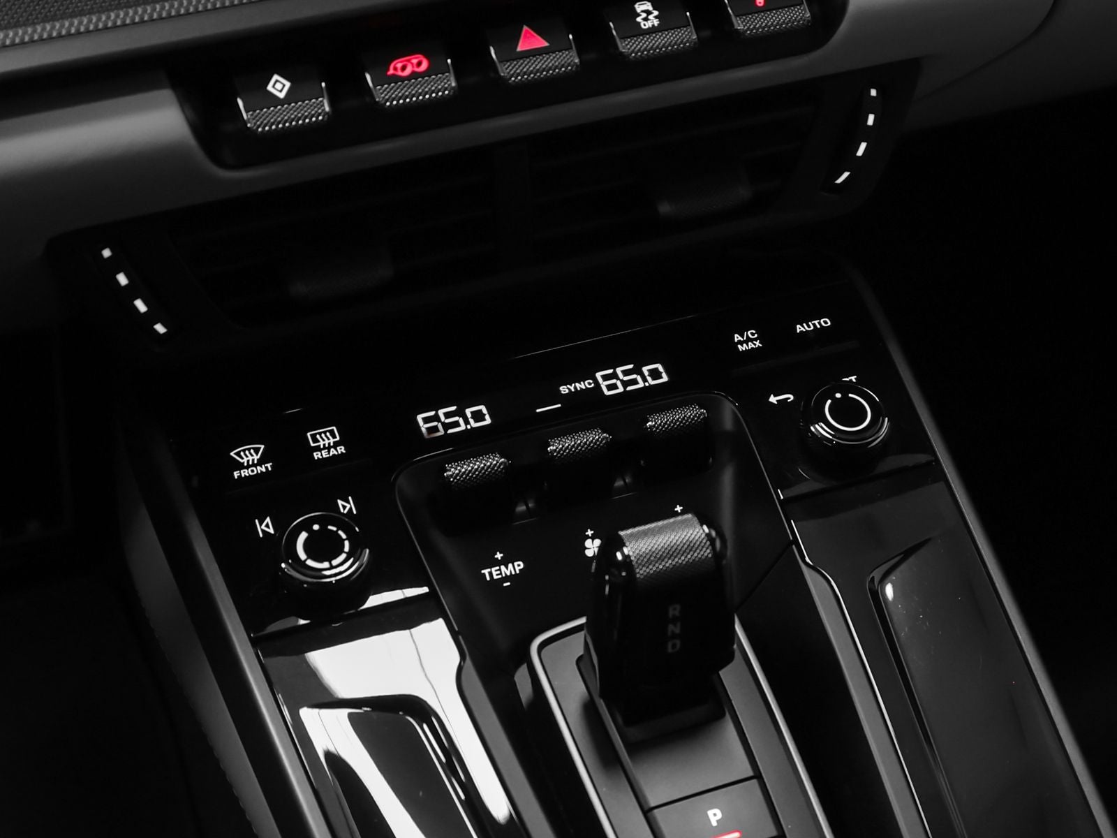 2025 Porsche 911 Carrera Cabriolet