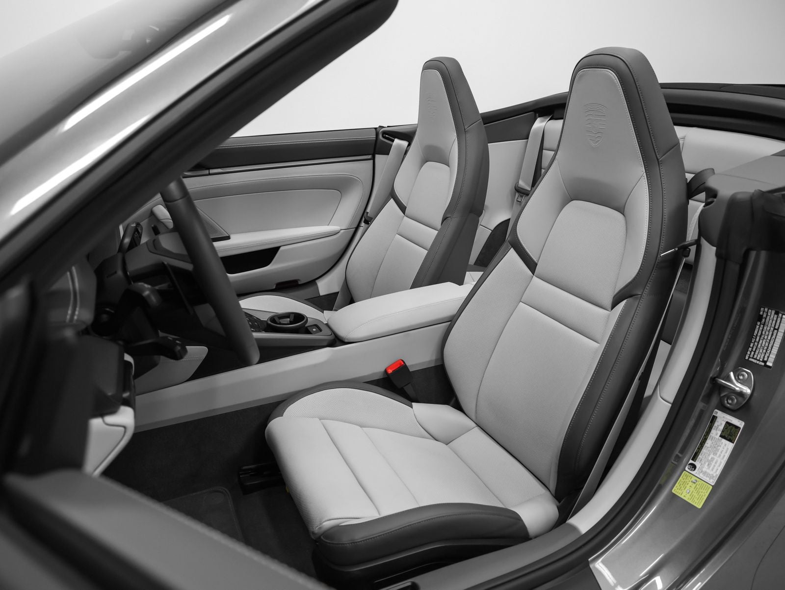 2025 Porsche 911 Carrera Cabriolet