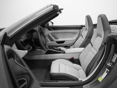 2025 Porsche 911 Carrera Cabriolet