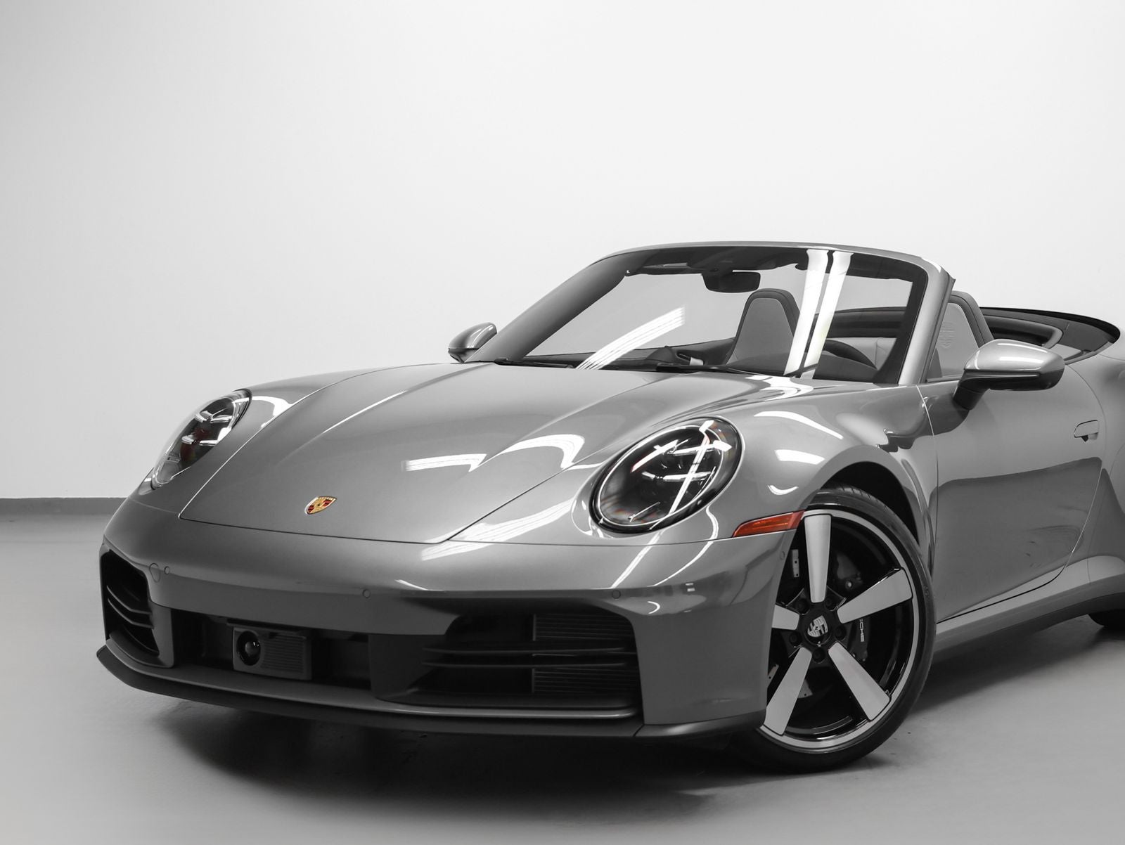 2025 Porsche 911 Carrera Cabriolet
