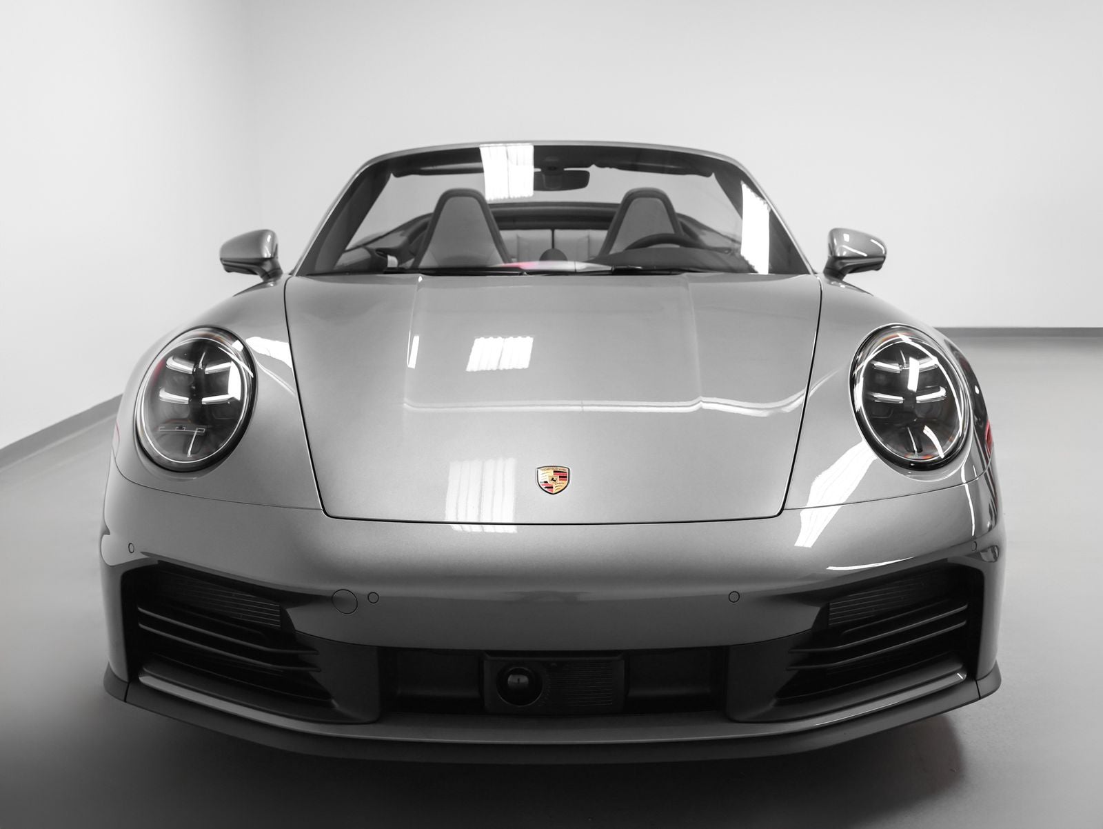 2025 Porsche 911 Carrera Cabriolet
