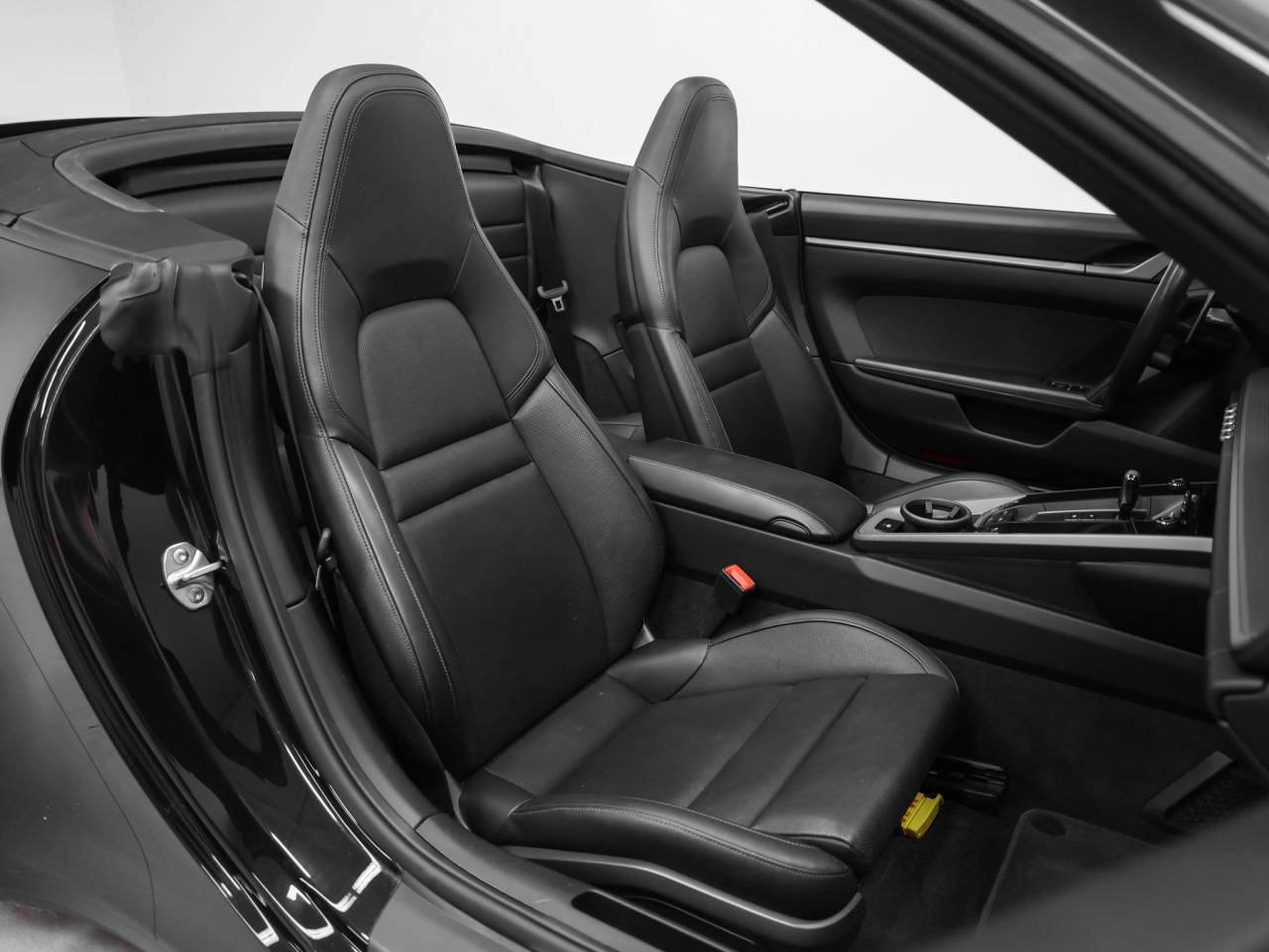 2022 Porsche 911 911 Carrera Cabriolet (MY22)