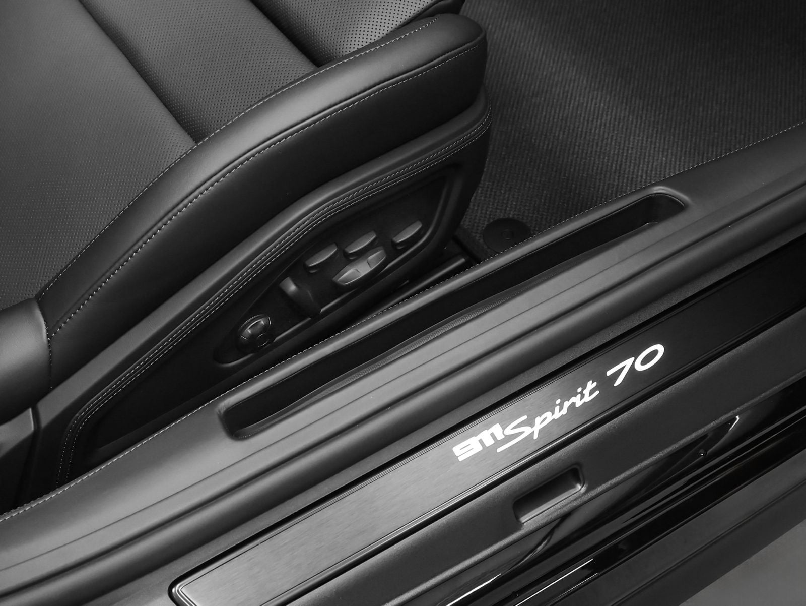 2026 Porsche 911 Spirit 70