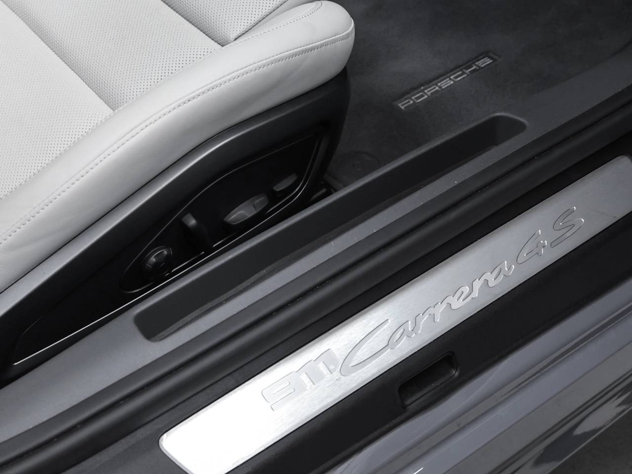 2024 Porsche 911 911 Carrera 4S Cabriolet
