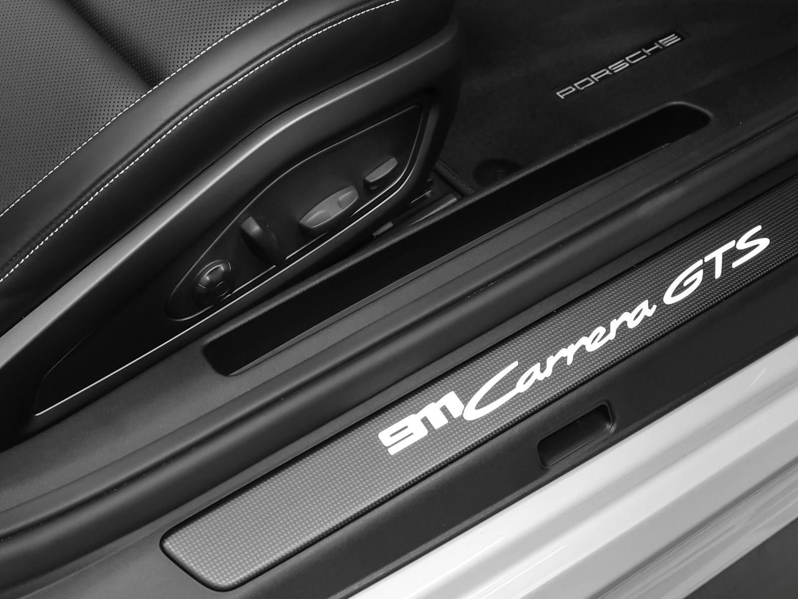 2023 Porsche 911 Carrera GTS