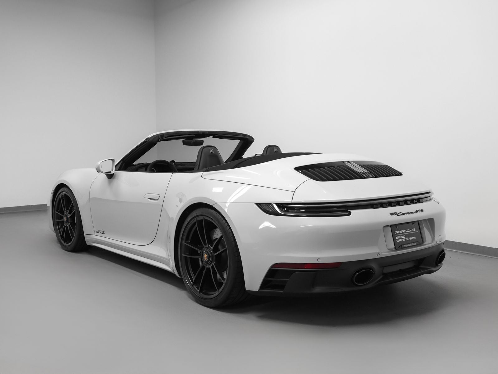 2023 Porsche 911 Carrera GTS