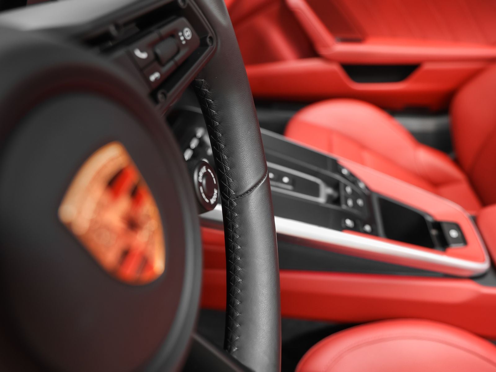2024 Porsche 911 Carrera GTS Cabriolet