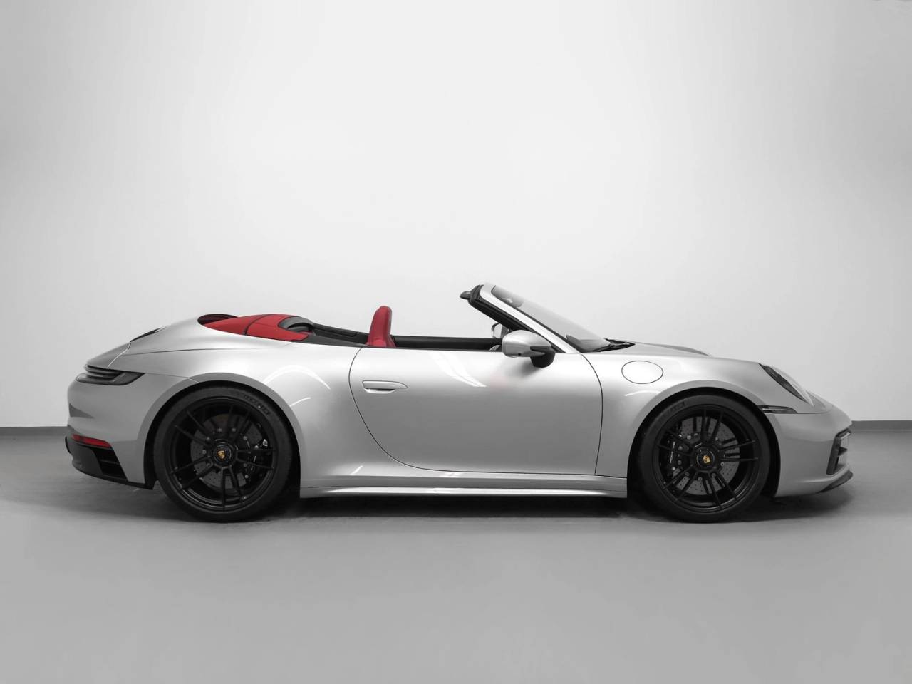 2024 Porsche 911 Carrera GTS Cabriolet