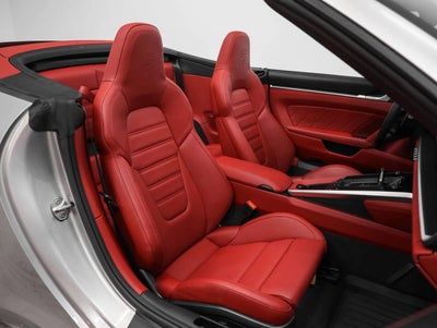 2024 Porsche 911 Carrera GTS Cabriolet