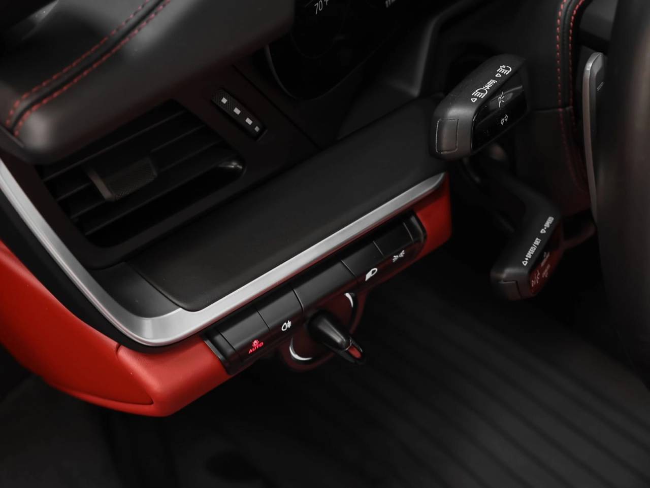 2024 Porsche 911 Carrera GTS Cabriolet