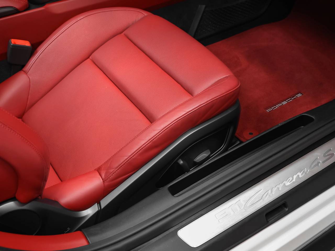 2022 Porsche 911 Carrera 4S Cabriolet