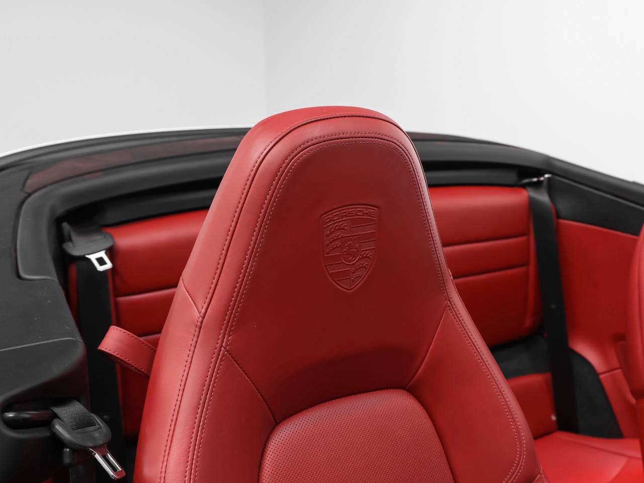 2022 Porsche 911 Carrera 4S Cabriolet