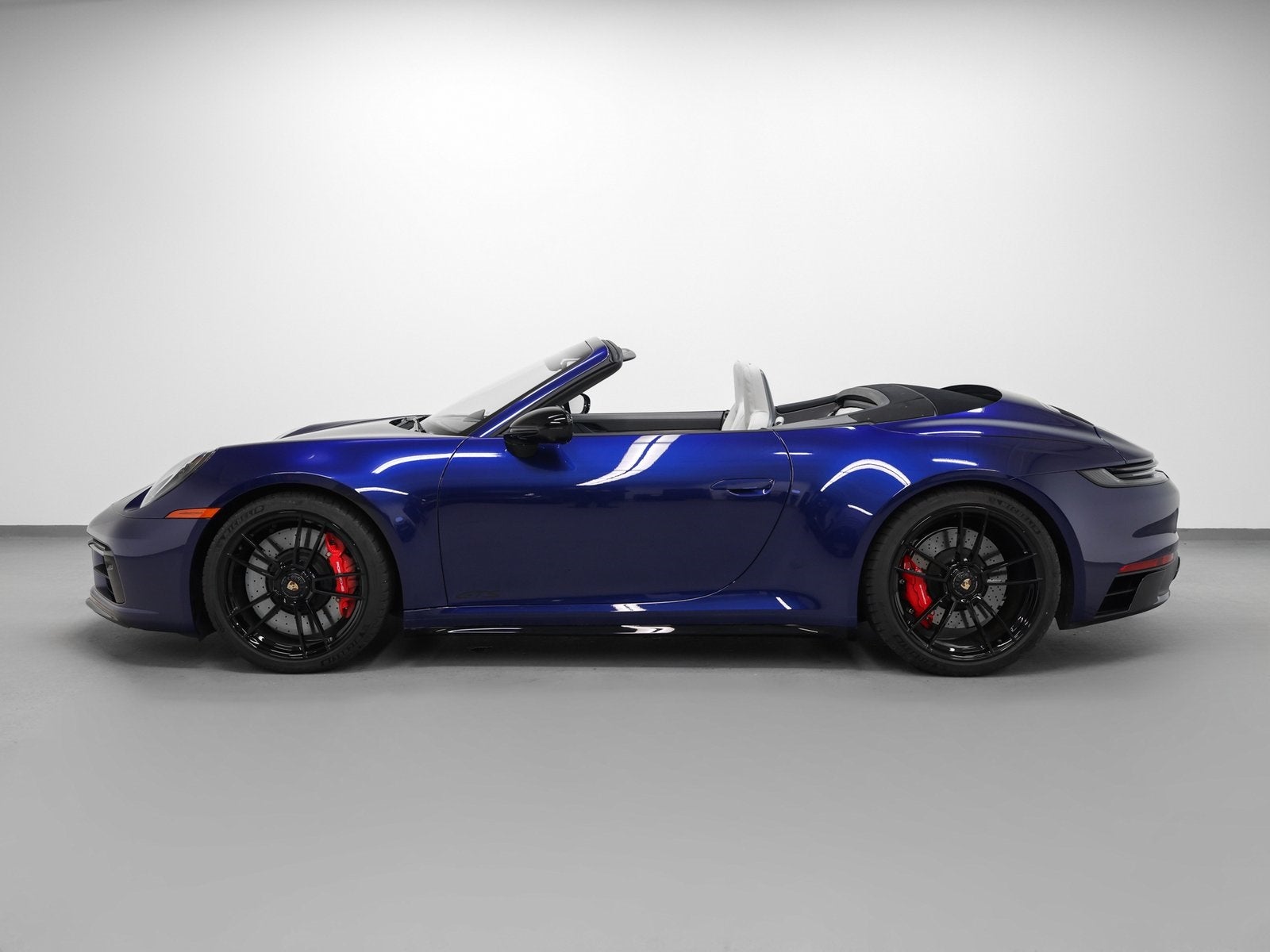 2022 Porsche 911 911 Carrera GTS Cabriolet (MY22)