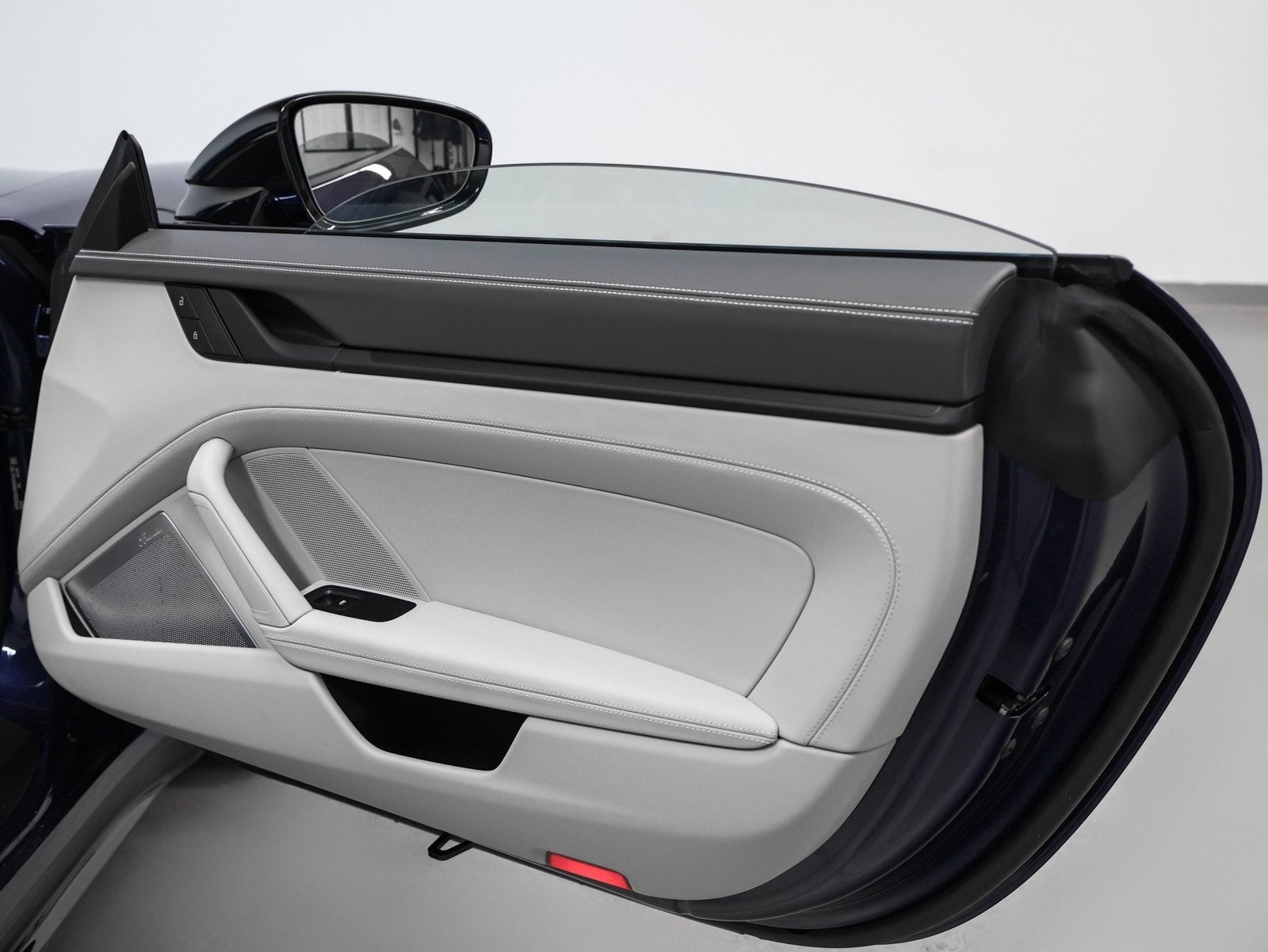 2022 Porsche 911 911 Carrera GTS Cabriolet (MY22)