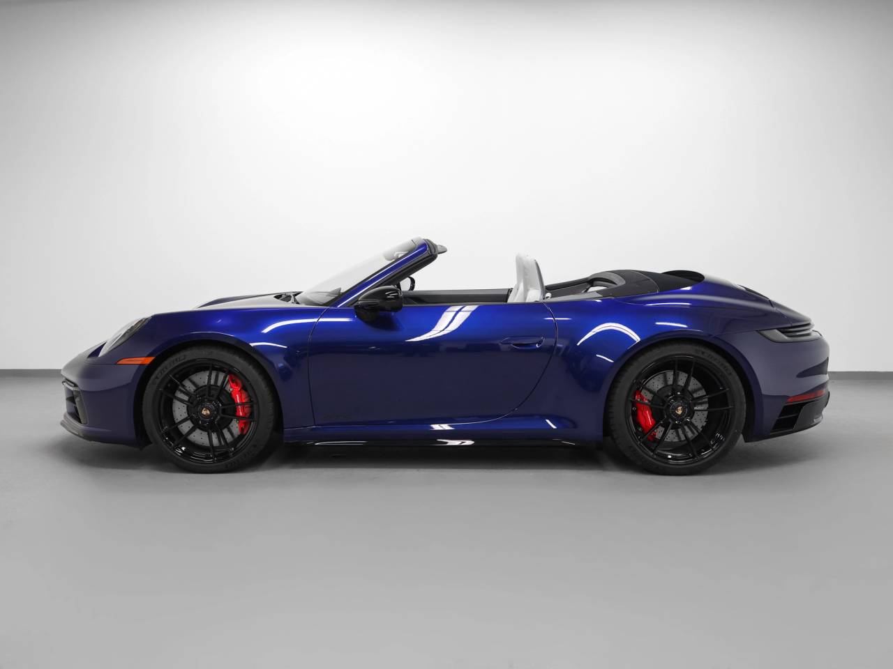 2022 Porsche 911 911 Carrera GTS Cabriolet (MY22)