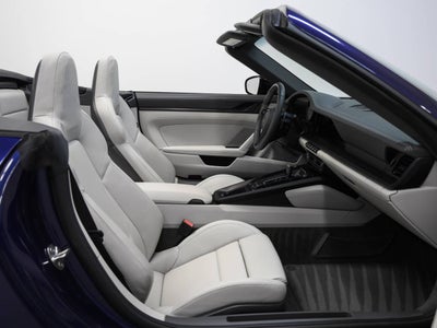 2022 Porsche 911 911 Carrera GTS Cabriolet (MY22)