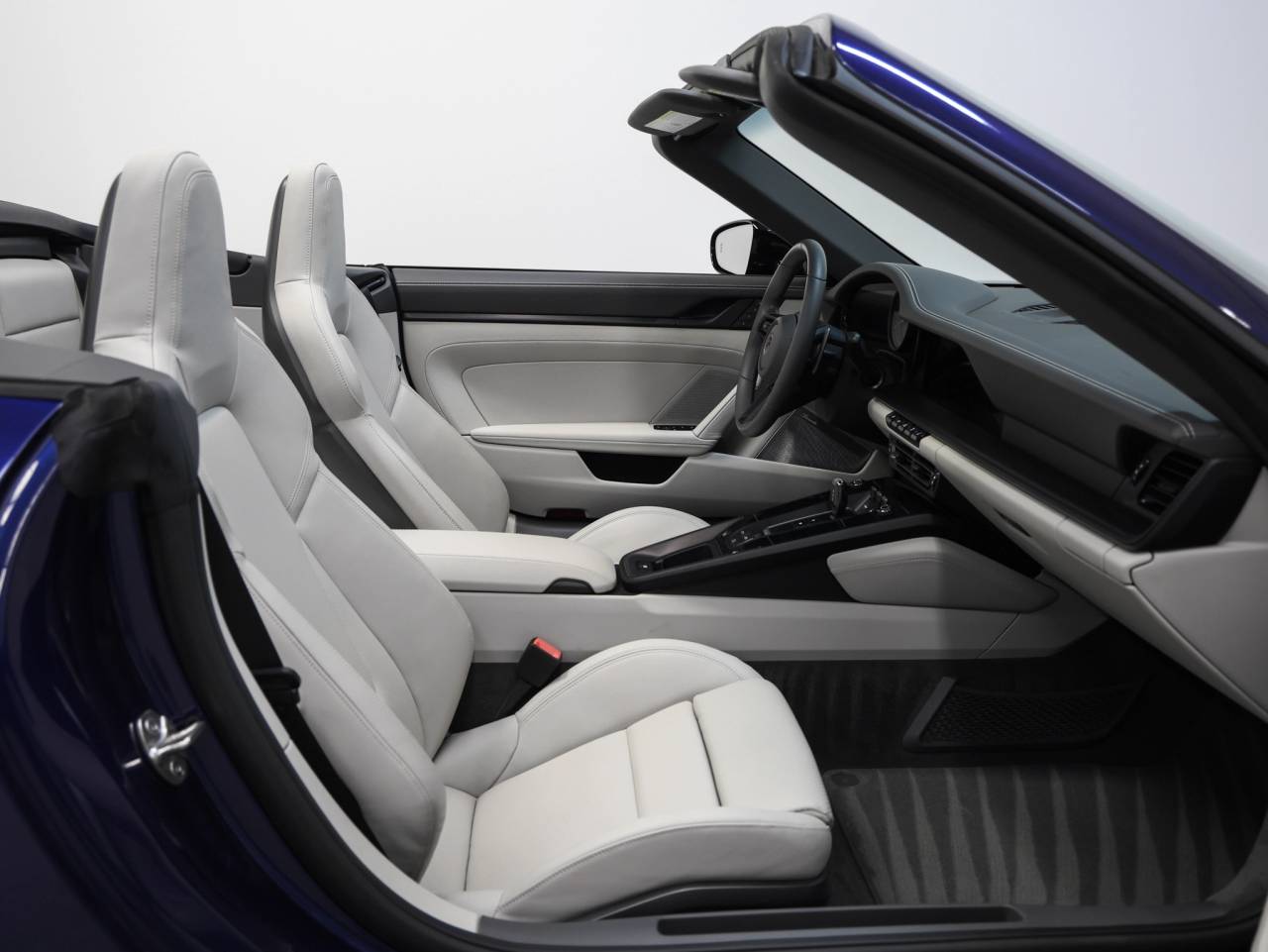 2022 Porsche 911 911 Carrera GTS Cabriolet (MY22)