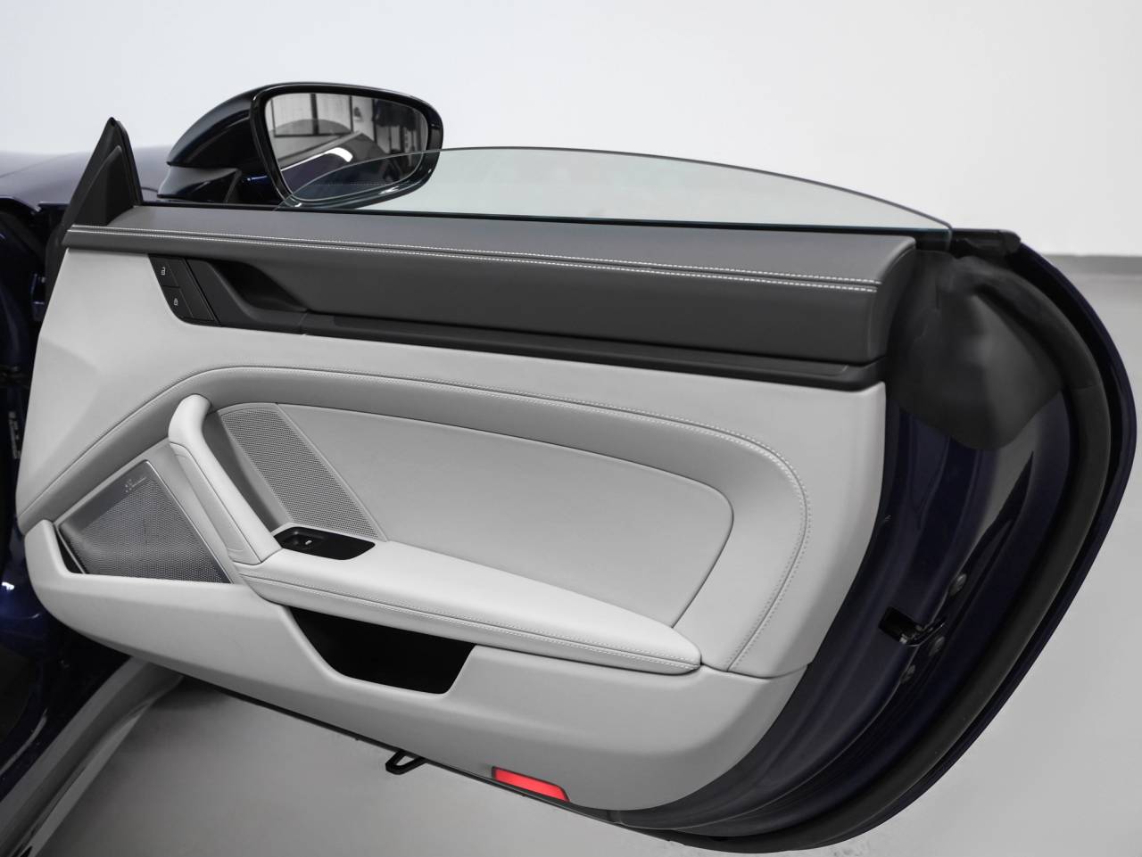 2022 Porsche 911 911 Carrera GTS Cabriolet (MY22)