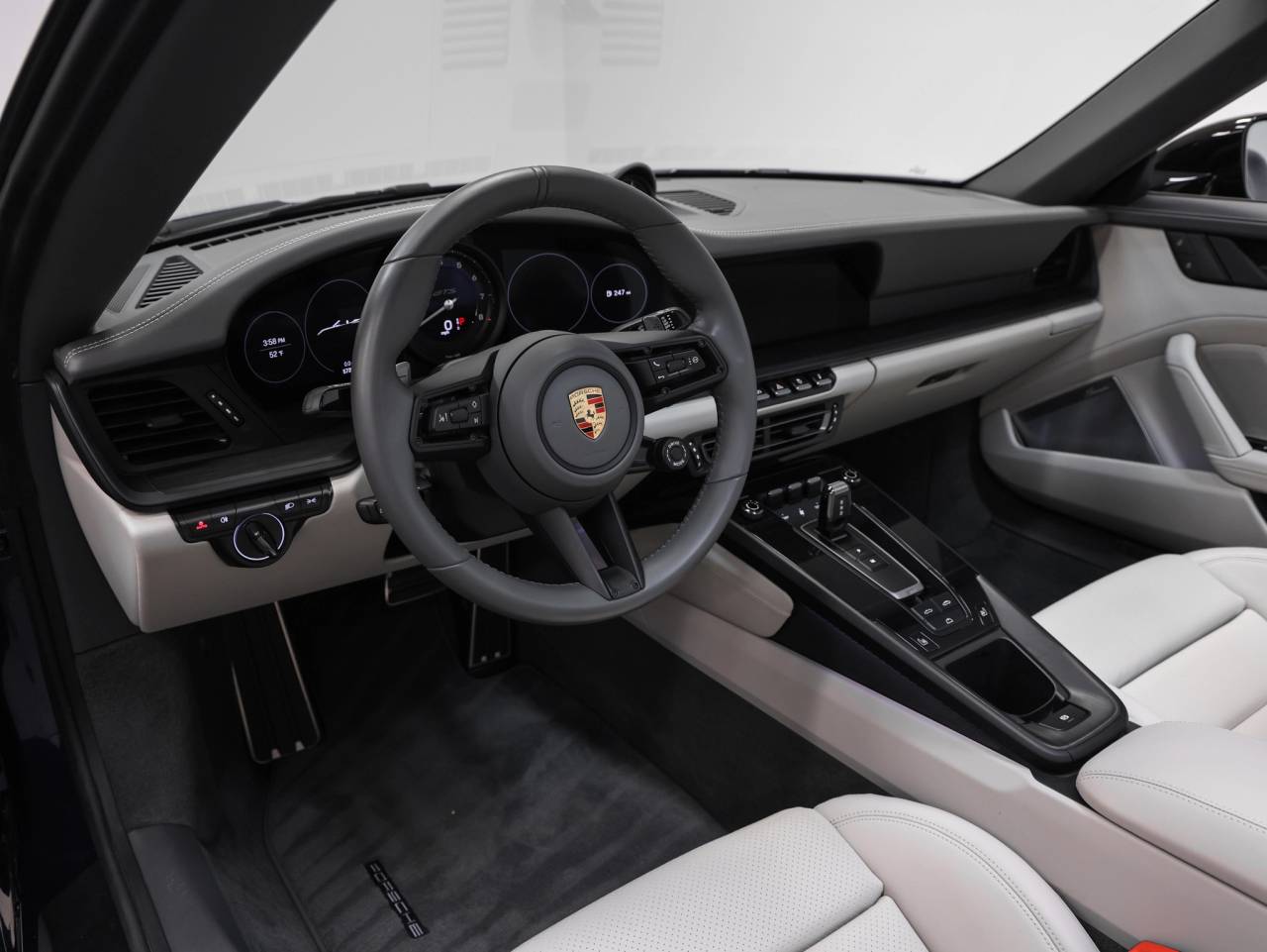 2022 Porsche 911 911 Carrera GTS Cabriolet (MY22)