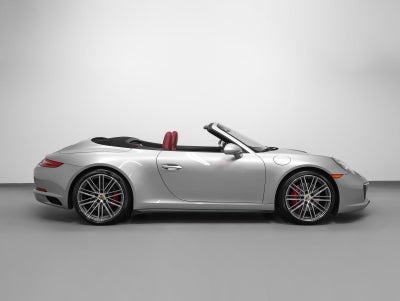 2017 Porsche 911 Carrera 4S