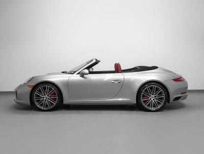 2017 Porsche 911 Carrera 4S