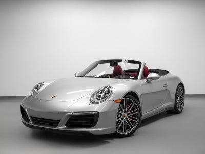 2017 Porsche 911 Carrera 4S