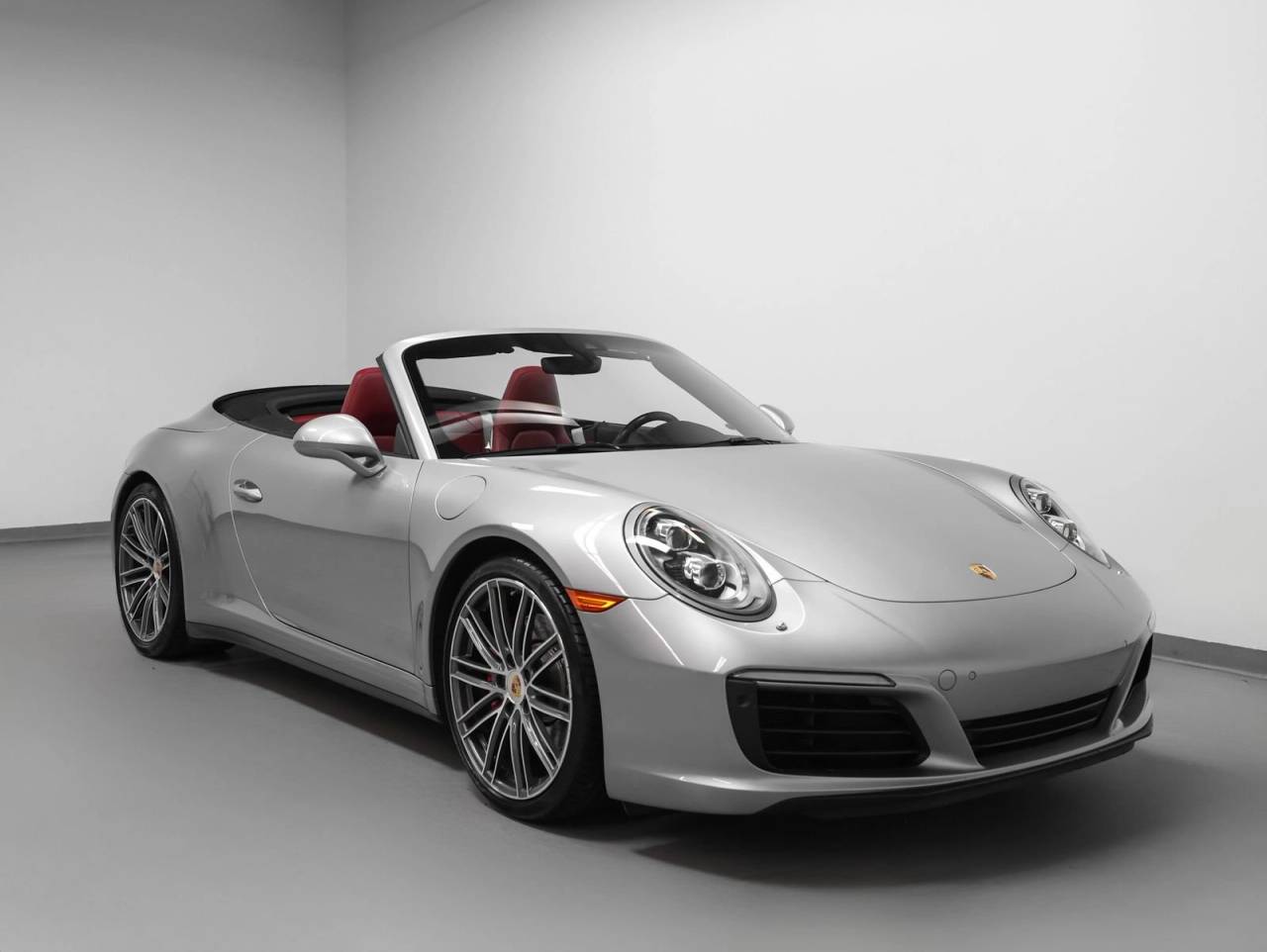 2017 Porsche 911 Carrera 4S Cabriolet