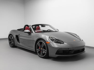 2025 Porsche 718 Boxster GTS