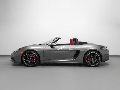 2025 Porsche 718 Boxster GTS