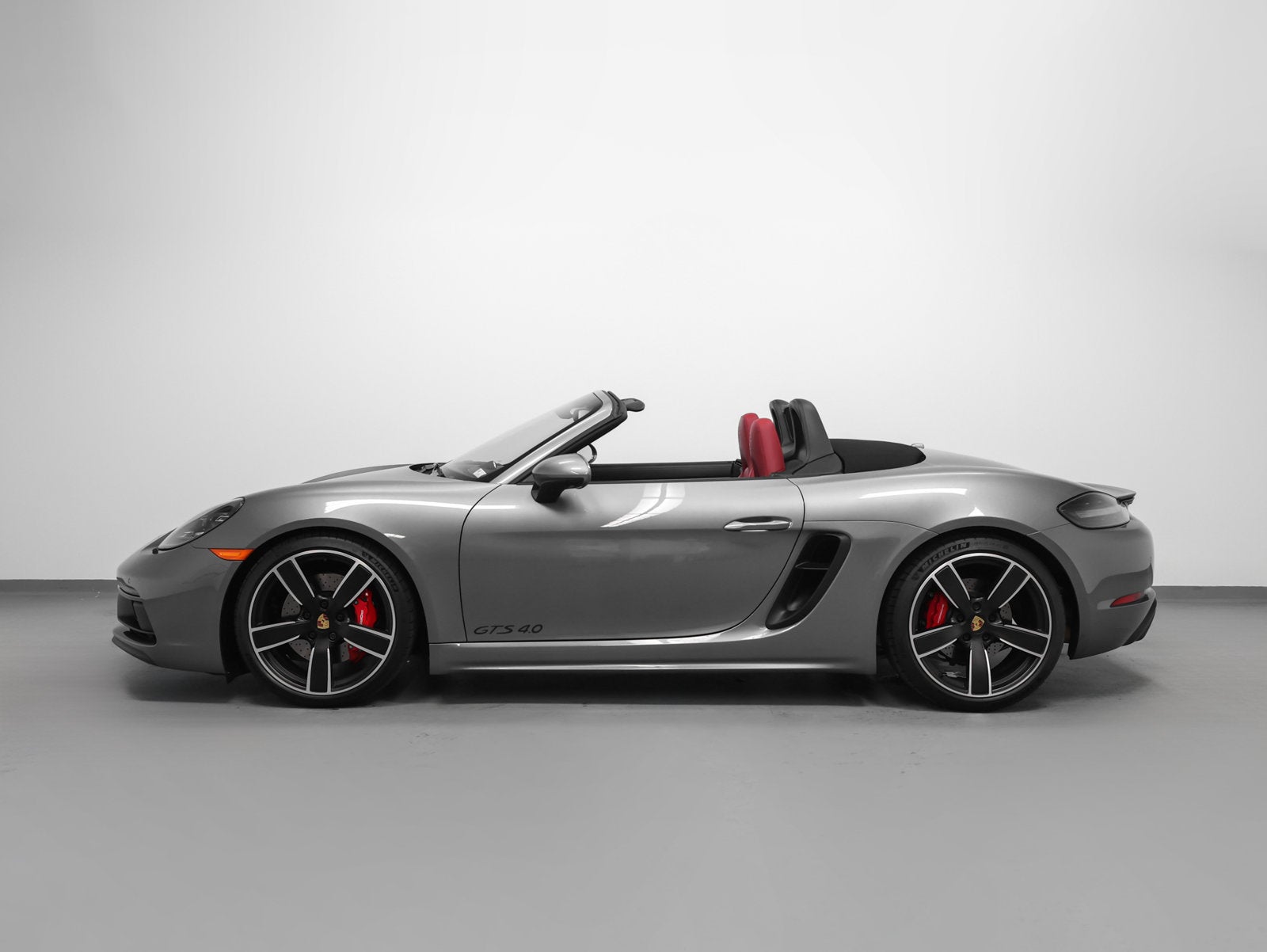 2025 Porsche 718 Boxster GTS