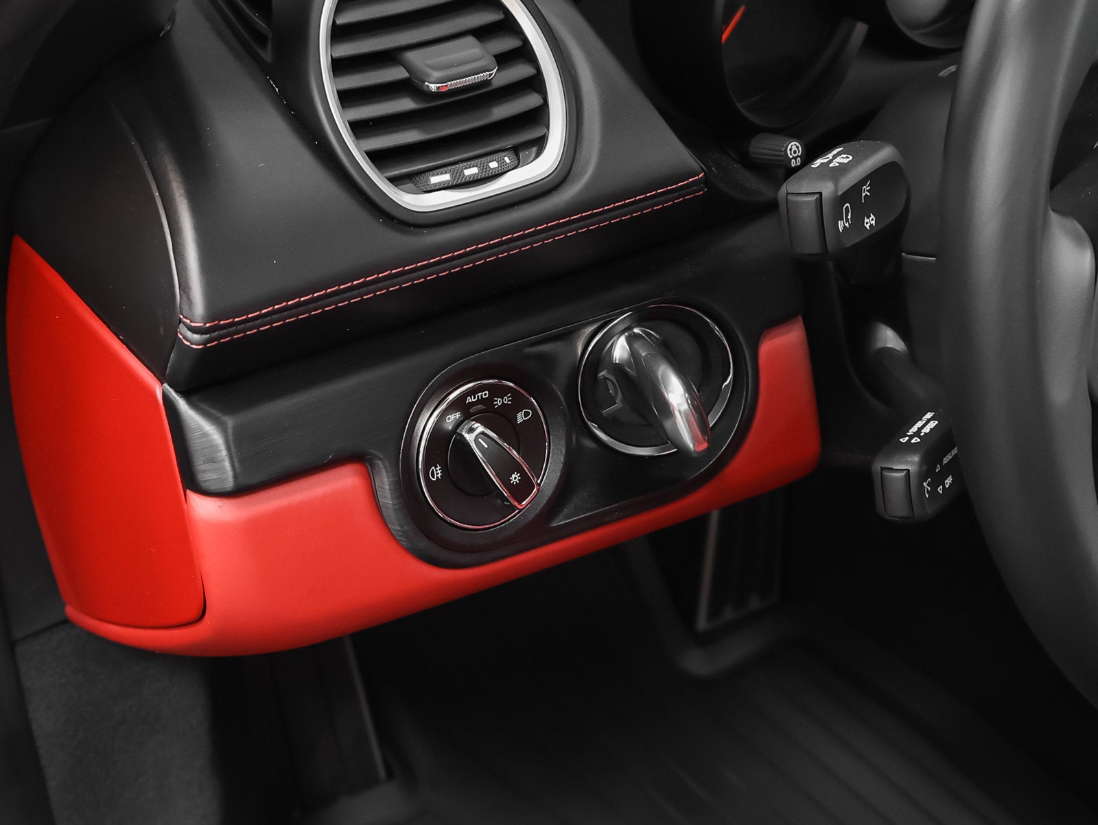 2025 Porsche 718 Boxster GTS