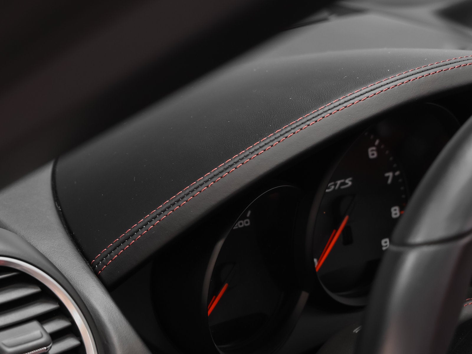 2025 Porsche 718 Boxster GTS