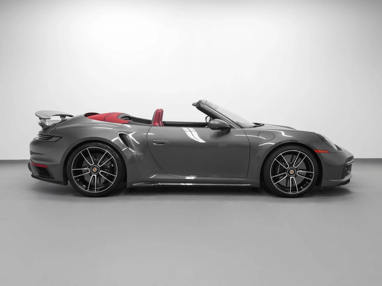 2023 Porsche 911 911 Turbo S Cabriolet (MY23)