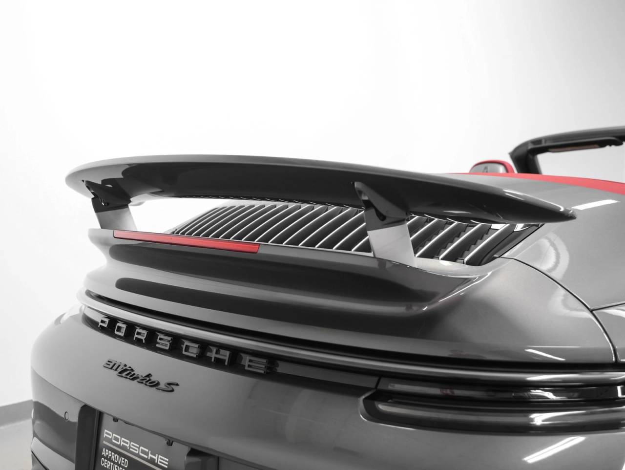 2023 Porsche 911 911 Turbo S Cabriolet (MY23)