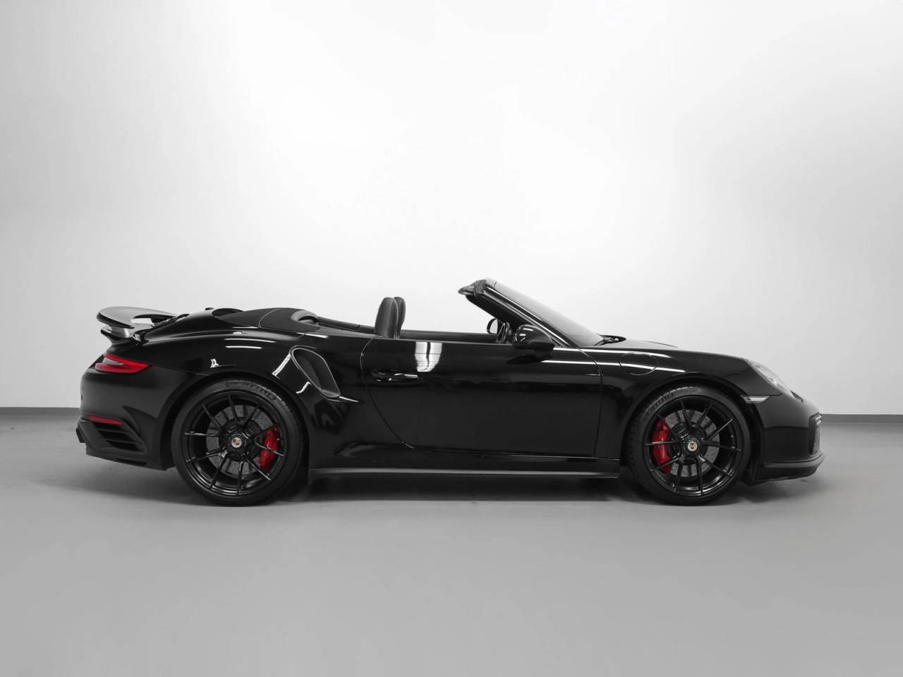 2018 Porsche 911 911 Turbo Cabriolet