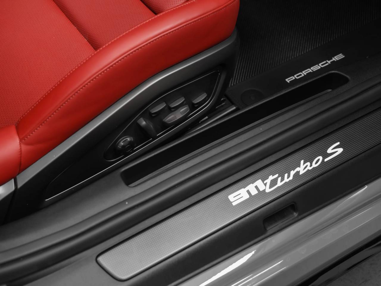 2024 Porsche 911 911 Turbo S Cabriolet